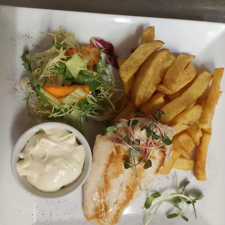 Country Steak Restaurant 3*