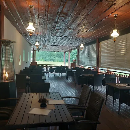 Country Steak Restaurant 3*