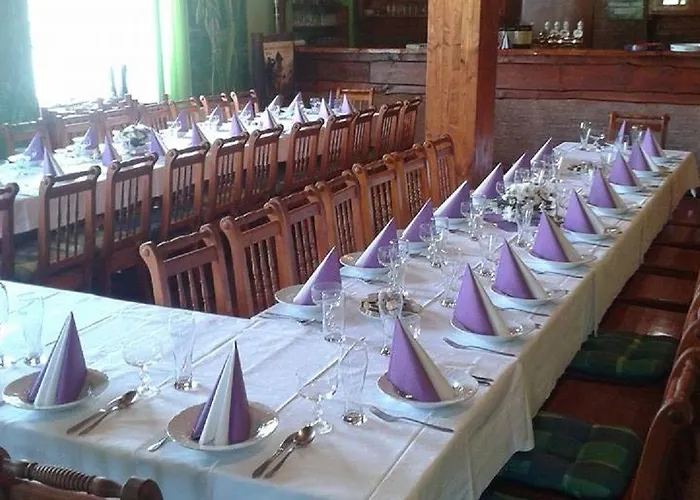 בית הארחה Country Steak Restaurant 3*